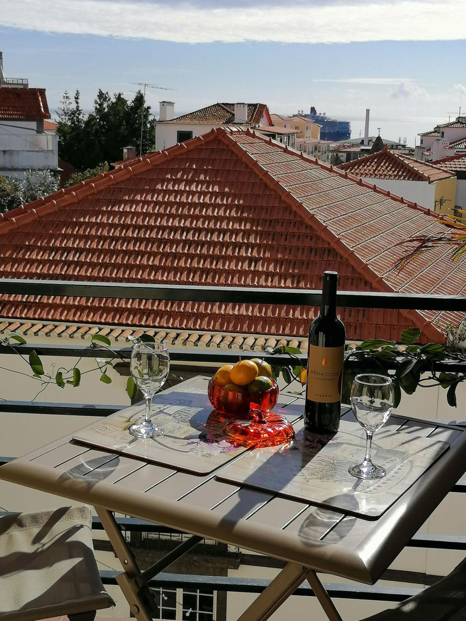 Apartament Ladeira Funchal Center Apartment ภายนอก รูปภาพ